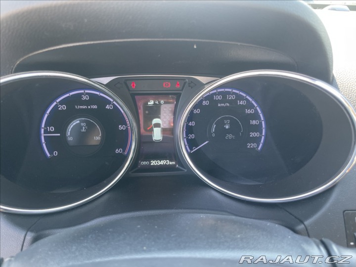 Hyundai ix35 2,0 CRDi 100kw 4x4 Tažné 2015