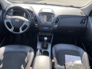Hyundai ix35 2,0 CRDi 100kw 4x4 Tažné 2015