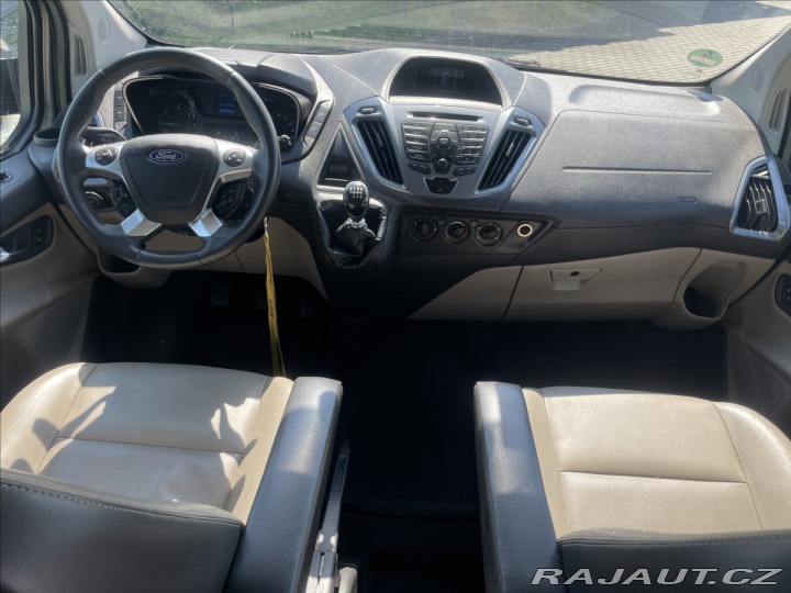 Ford Tourneo Custom 2,2 TDCi 114kw Titanium 8 2013