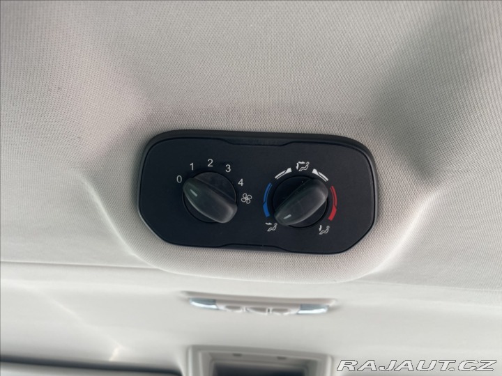 Ford Tourneo Custom 2,2 TDCi 114kw Titanium 8 2013