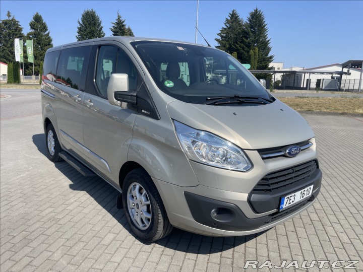 Ford Tourneo Custom 2,2 TDCi 114kw Titanium 8 2013