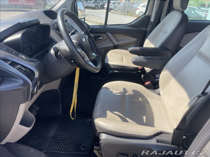 Ford Tourneo Custom 2,2 TDCi 114kw Titanium 8 2013