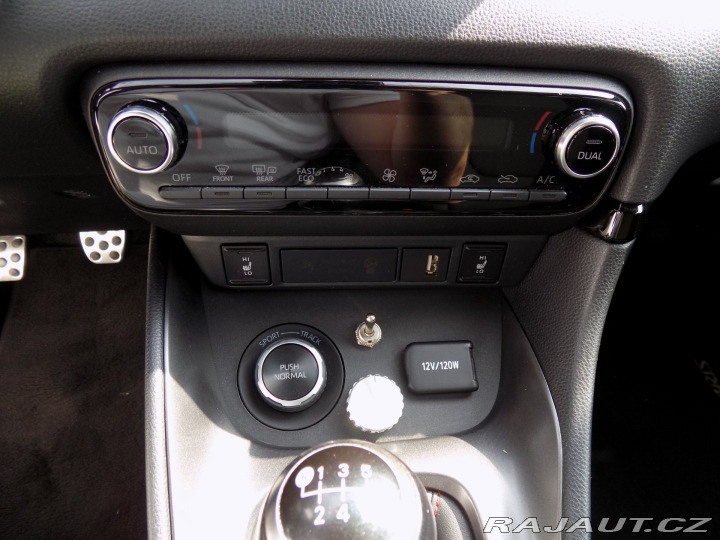 Toyota Yaris GR 1.6i/16V/FOUR/AWD/LED/ 2020
