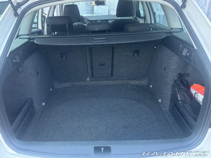 Škoda Octavia 1.6TDi, 77KW, VYHŘ.SED.,T 2015