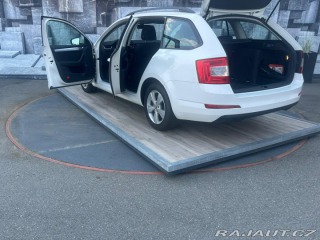 Škoda Octavia 1.6TDi, 77KW, VYHŘ.SED.,T 2015