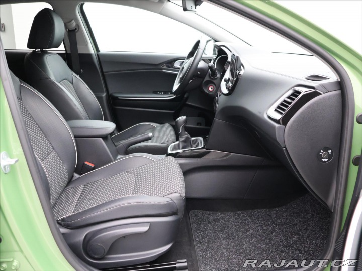 Kia XCeed 1,5 T-GDI 117kW Exclusive 2024
