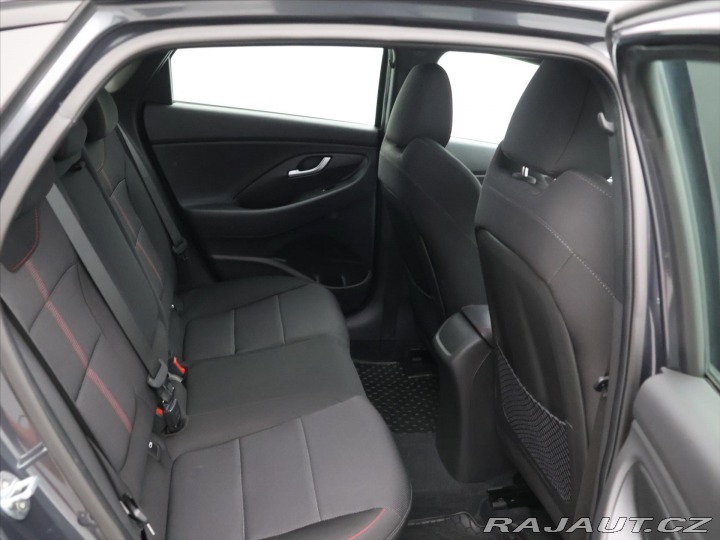 Hyundai i30 1,5 T-GDI 159k CZ DPH Fas 2022