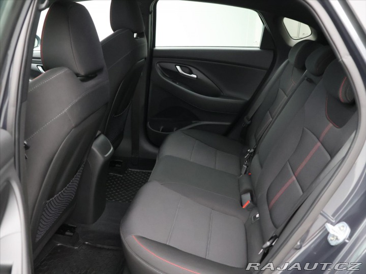 Hyundai i30 1,5 T-GDI 159k CZ DPH Fas 2022