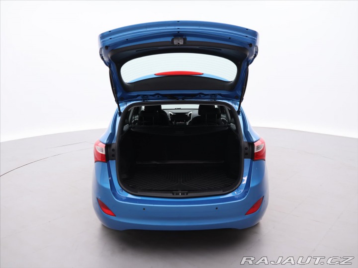 Hyundai i30 1,6 CRDi 81kW CZ Weekend 2016