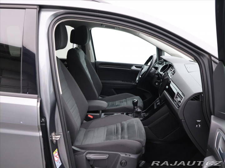 Volkswagen Touran 2.0 TDI 110kW Highline 7- 2018