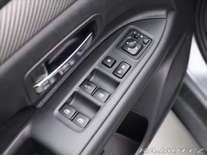 Mitsubishi Outlander 2,0 MIVEC 110kW Intense 4 2018