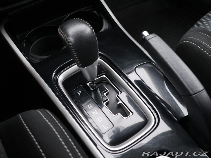 Mitsubishi Outlander 2,0 MIVEC 110kW Intense 4 2018