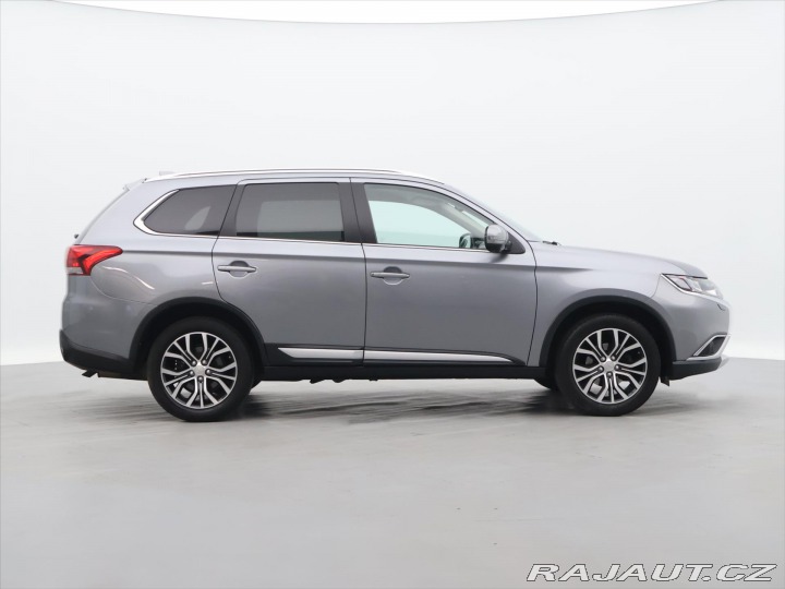 Mitsubishi Outlander 2,0 MIVEC 110kW Intense 4 2018