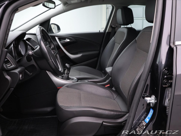 Opel Astra 1.7 CDTi 81kW Cosmo tažné 2010