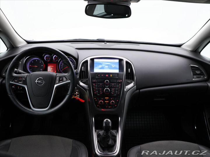 Opel Astra 1.7 CDTi 81kW Cosmo tažné 2010