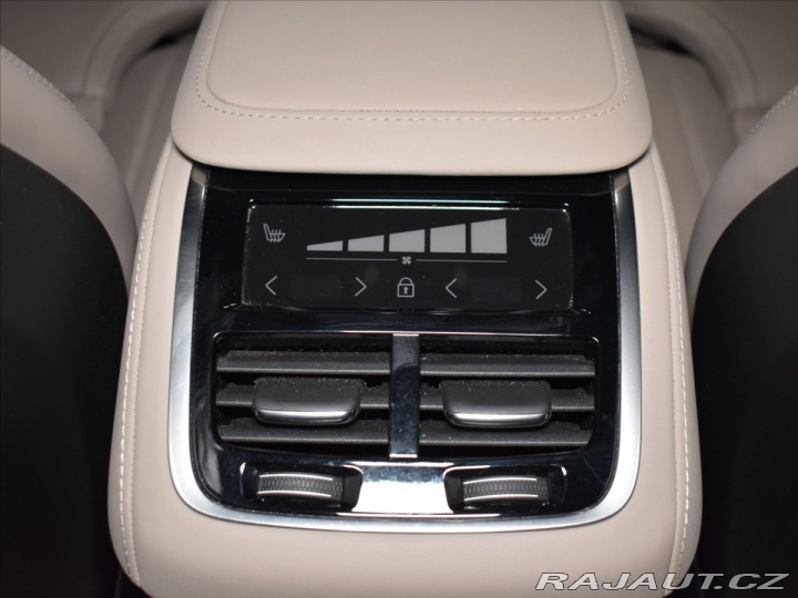 Volvo XC90 2,0 B5 AWD ULTRA Vzduch,T 2025