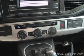 Volkswagen Multivan TDi Trendline DSG Tažné/F 2020