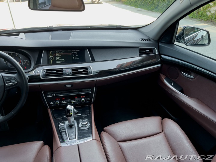 BMW 5 GT 535d xDrive 220kw/ V 2012