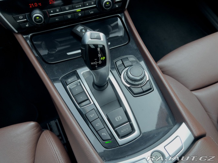 BMW 5 GT 535d xDrive 220kw/ V 2012