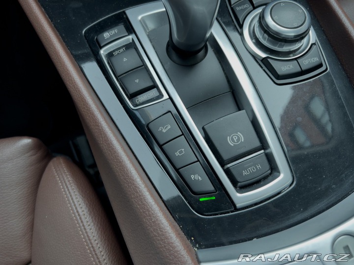 BMW 5 GT 535d xDrive 220kw/ V 2012