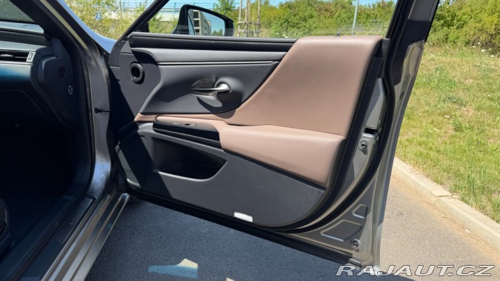 Lexus Ostatní modely ES 300h 300H 2,5 HEV LIMITED EDIT 2023