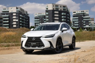 Lexus  NX 350h 350H 2,5 HEV PRESTIGE TEC
