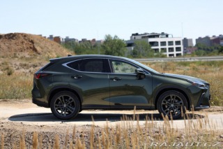 Lexus Ostatní modely NX 450h plus 450H+ 2,5 PHEV PRESTIGE 2025