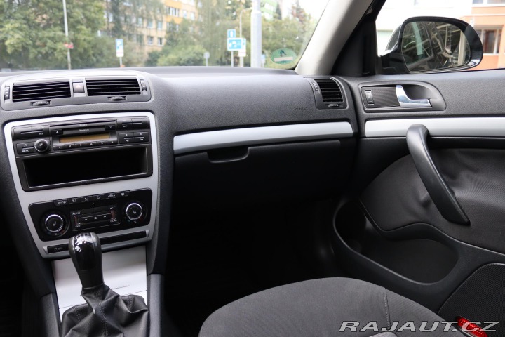 Škoda Octavia SERVISOVANÁ OCTAVIA 2010