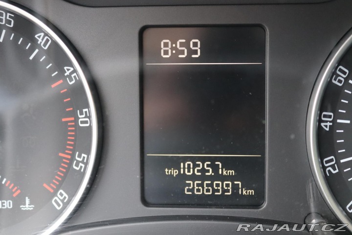 Škoda Octavia SERVISOVANÁ OCTAVIA 2010
