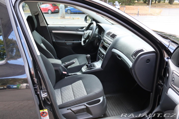 Škoda Octavia SERVISOVANÁ OCTAVIA 2010