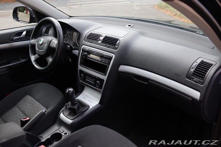 Škoda Octavia SERVISOVANÁ OCTAVIA 2010