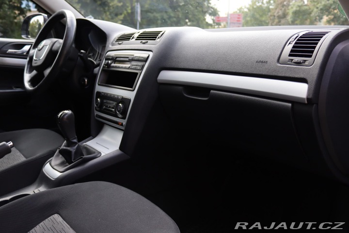 Škoda Octavia SERVISOVANÁ OCTAVIA 2010