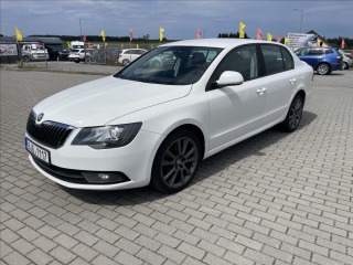 Škoda Superb 2,0 TDi 103kw Elegance Fa