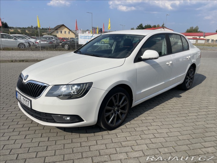 Škoda Superb 2,0 TDi 103kw Elegance Fa 2015