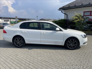 Škoda Superb 2,0 TDi 103kw Elegance Fa 2015