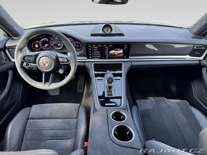 Porsche Panamera GTS 2023