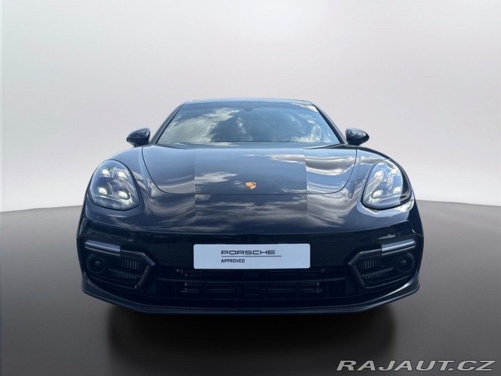 Porsche Panamera GTS 2023