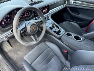 Porsche Panamera GTS 2023