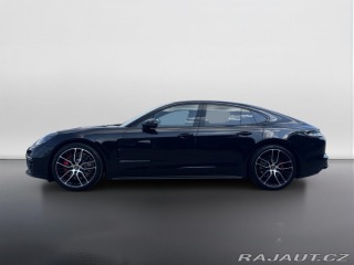 Porsche Panamera GTS 2023