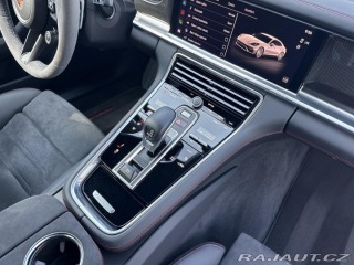 Porsche Panamera GTS 2023