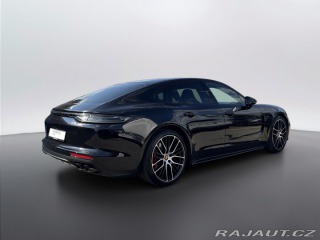 Porsche Panamera GTS 2023