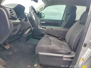 Toyota Tundra SR5 5.7V8 4WD 2020