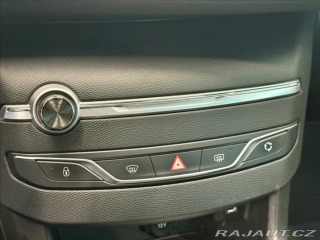 Peugeot 308 1,2 I 1.MAJITEL, SERVISNÍ 2019