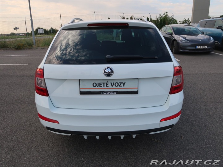 Škoda Octavia 1,6 TDi ČR Ambition Fresh 2016