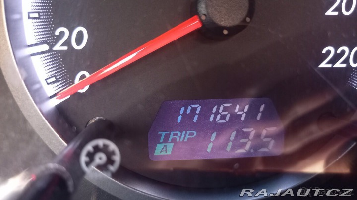 Mazda 5 2,0 i 107 kW, 7 míst, t 2009