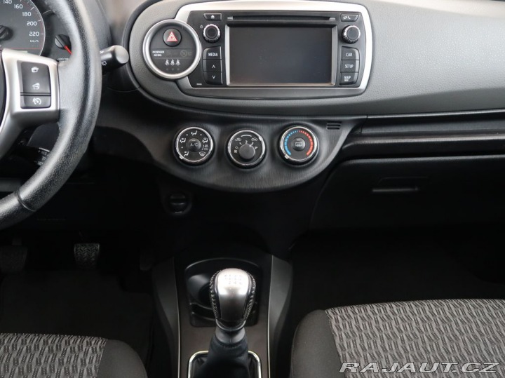 Toyota Yaris 1.33VVT-i,73kW,CZ,ActiveD 2014