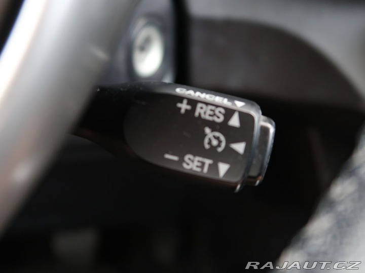 Toyota Yaris 1.33VVT-i,73kW,CZ,ActiveD 2014
