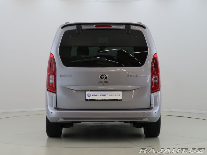 Toyota ProAce City Verso 1.5D4-D,AT,L1,FamilyComfo 2024