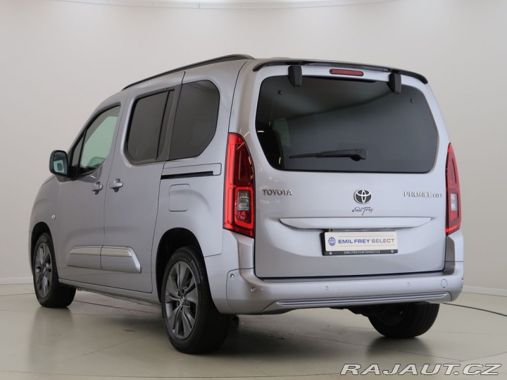 Toyota ProAce City Verso 1.5D4-D,AT,L1,FamilyComfo 2024