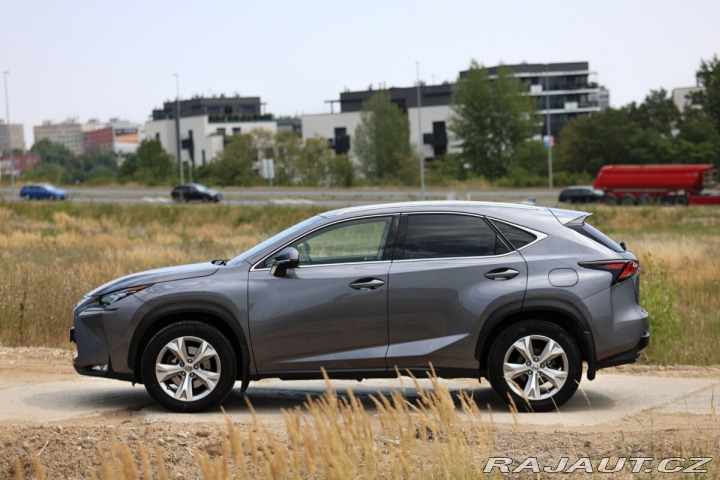 Lexus Ostatní modely NX 300h 300H 2,5 HEV PREMIUM (LUX 2014